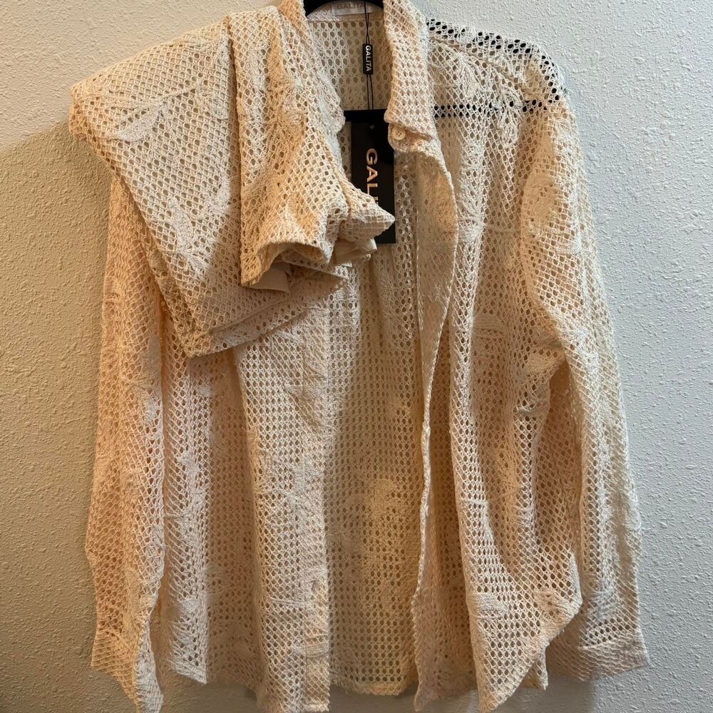 NWT Women's Galita Brand Cream Colored Crochet Blouse with Shorts Set, Size L
